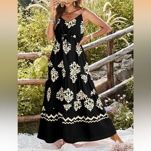 NWT! Boho Casual Maxi Dress (small)